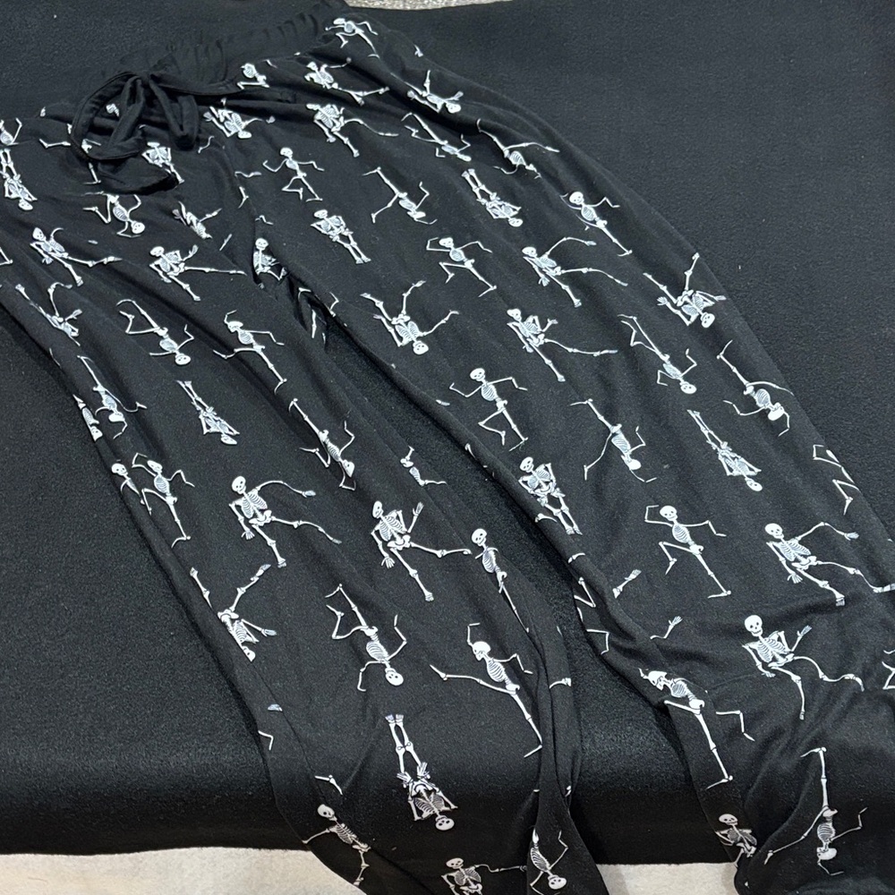 Black Skeleton Print Pajama Pants With Pockets